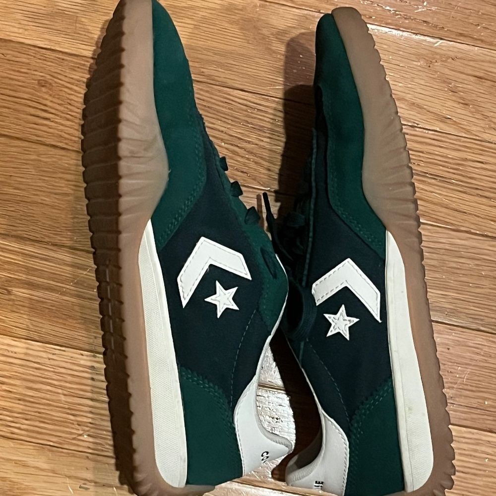 Green Converse Run Star Women’s size 9.5